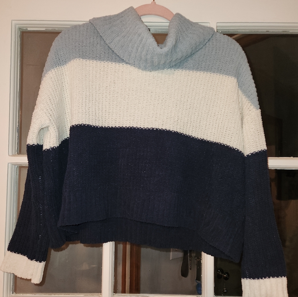WARM & COZY Navy and White Color Block Turtleneck Cowl Sweater